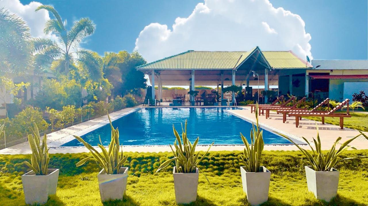 Atara Lagoon Kalpitiya Exterior photo