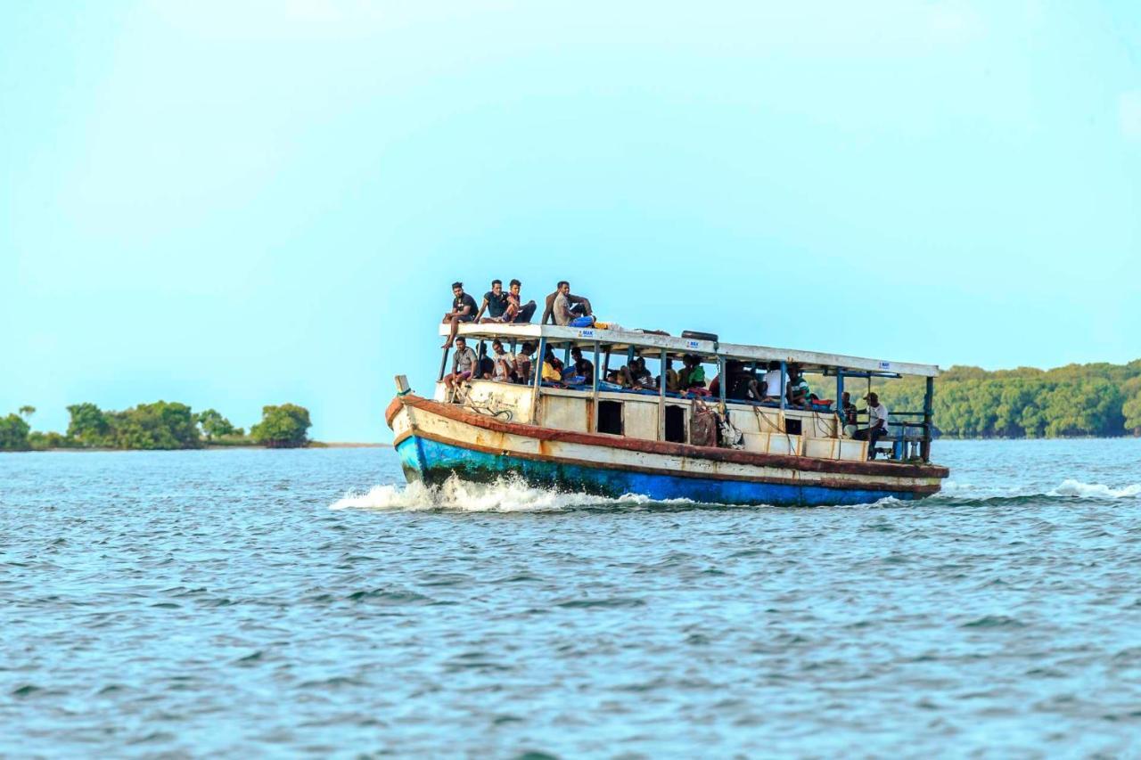 Atara Lagoon Kalpitiya Exterior photo